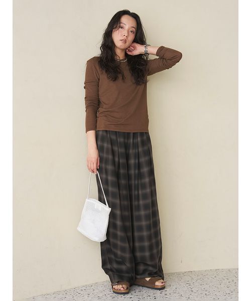 emmi(エミ)の「【emmi×Plax(TM)】クルーネックカットソー(Tシャツ/カットソー・レディース・ホワイト/ライム/ブラウン・F)」の11枚目の写真