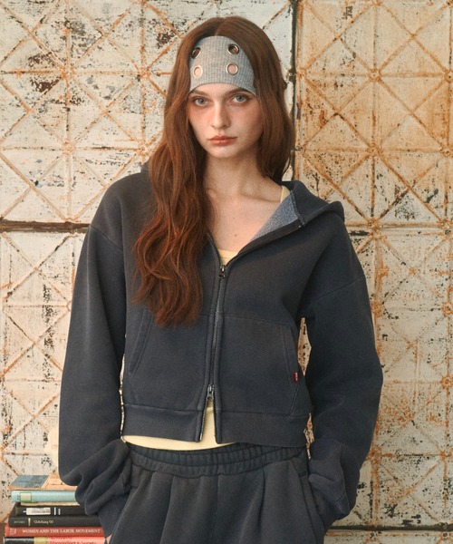 BENUA(ベヌア)の「ピグメントダブルジップフーディー - Pigment double zip hoodie -(パーカー・レディース・ダークグレー/カーキ/ネイビー・FREE)」の3枚目の写真