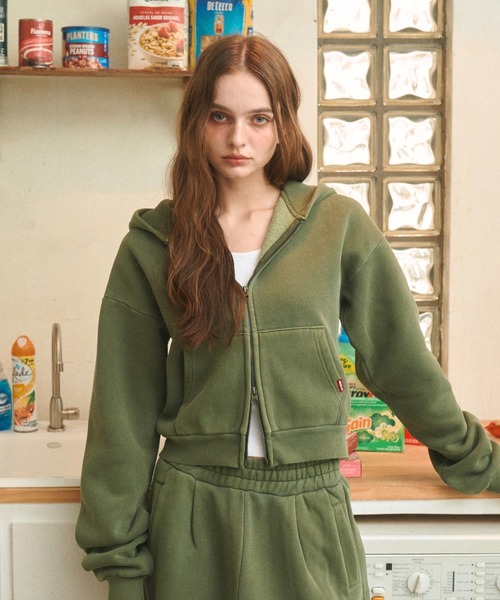 BENUA(ベヌア)の「ピグメントダブルジップフーディー - Pigment double zip hoodie -(パーカー・レディース・ダークグレー/カーキ/ネイビー・FREE)」の2枚目の写真