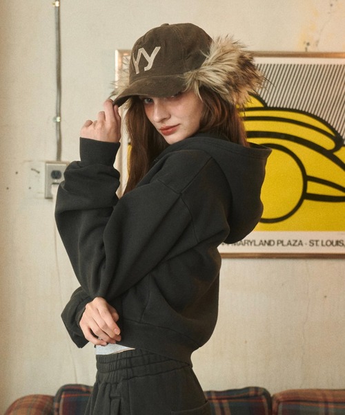 BENUA(ベヌア)の「ピグメントダブルジップフーディー - Pigment double zip hoodie -(パーカー・レディース・ダークグレー/カーキ/ネイビー・FREE)」の4枚目の写真