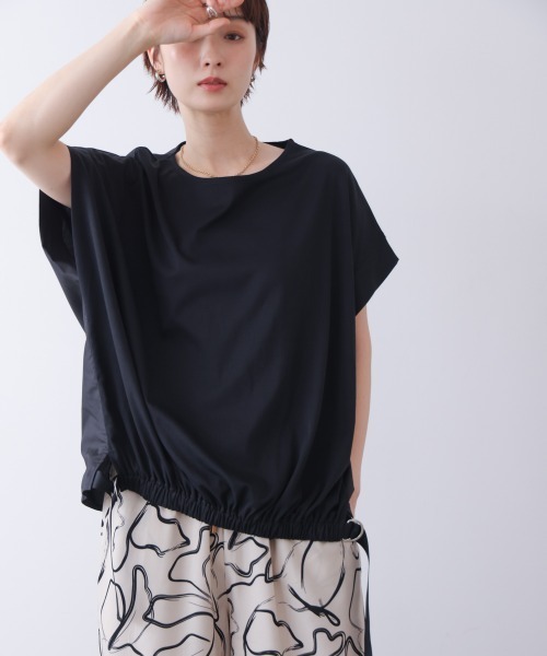 Bou Jeloud(ブージュルード)の「ドロストヘムタックプルオーバー(Tシャツ/カットソー・レディース・グレー/ブラック/レッド・FREE)」の7枚目の写真