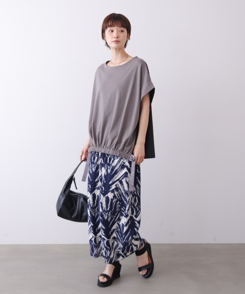 Bou Jeloud(ブージュルード)の「ドロストヘムタックプルオーバー(Tシャツ/カットソー・レディース・グレー/ブラック/レッド・FREE)」の18枚目の写真