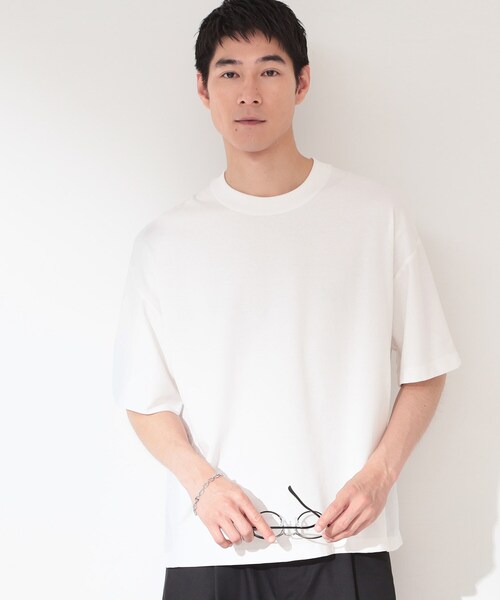 THE SHOP TK (ザ ショップ ティーケー )の「【ゆったりシルエット】前後切り替え 半袖Tシャツ(Tシャツ/カットソー・メンズ・オフホワイト/ブラック・03/04/02)」の3枚目の写真