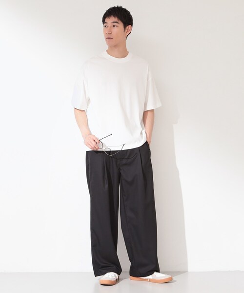 THE SHOP TK (ザ ショップ ティーケー )の「【ゆったりシルエット】前後切り替え 半袖Tシャツ(Tシャツ/カットソー・メンズ・オフホワイト/ブラック・03/04/02)」の5枚目の写真