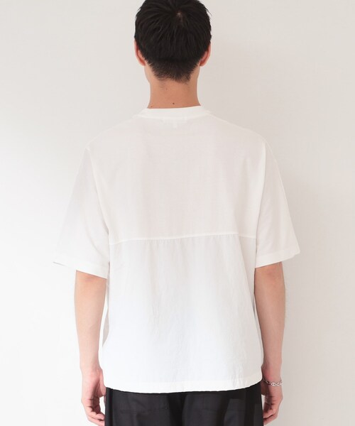 THE SHOP TK (ザ ショップ ティーケー )の「【ゆったりシルエット】前後切り替え 半袖Tシャツ(Tシャツ/カットソー・メンズ・オフホワイト/ブラック・03/04/02)」の13枚目の写真