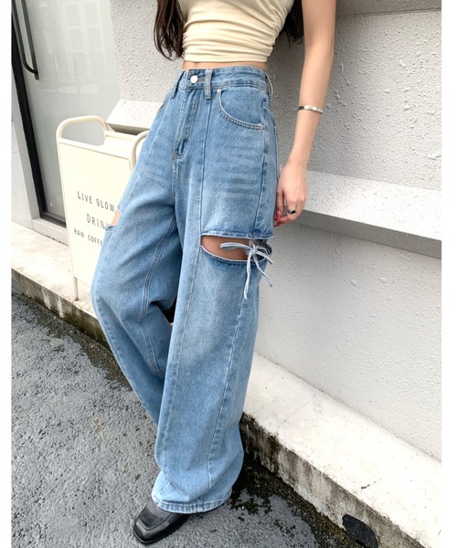 SHEENA(シーナ)の「サイドカットアウトデニムワイドパンツ(デニムパンツ・レディース・グレー/ブルー・L/S/M)」の9枚目の写真