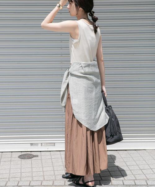 ITEMS URBANRESEARCH（アイテムズ アーバンリサーチ）の「ノースリーブドッキングワンピース（ワンピース・レディース・ベージュ/カーキ/ブラック・FREE）」の16枚目の写真