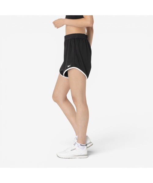 Reebok(リーボック)の「トレイン ショーツ(その他パンツ・レディース・ブラック・LARGE/MEDIUM/SMALL/X-SMALL)」の2枚目の写真