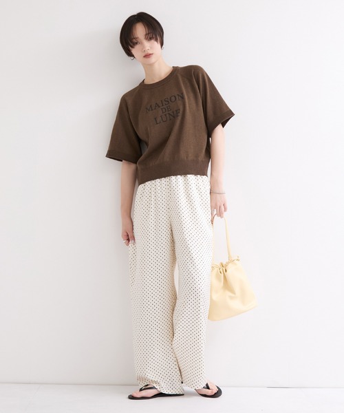 le cercle ADAM ET ROPE'(ルセルクルアダムエロペ)の「ロゴハーフスリーブニットプルオーバー(ニット/セーター・レディース・ネイビー/オフホワイト/ブラウン・FREE)」の6枚目の写真
