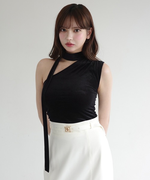 EIMY ISTOIRE（エイミーイストワール）の「VELOUR SHOULDER DRAPE TOP（その他トップス・レディース・ライトピンク/ホワイト/ブラウン/ブラック・FREE）」の3枚目の写真