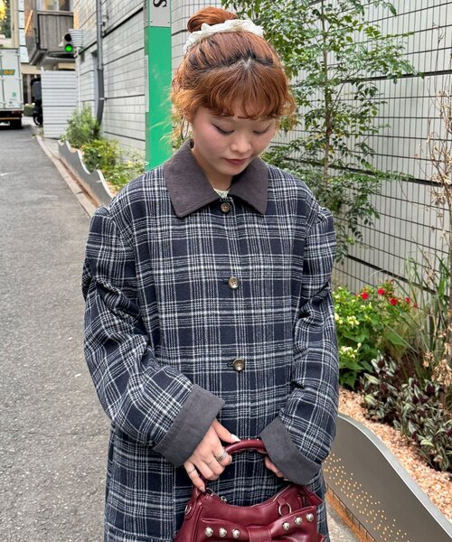 CIAOPANIC(チャオパニック)の「襟コーデュロイチェックロングコート(その他アウター・レディース・ネイビー/グリーン/グレー・0/1)」の3枚目の写真