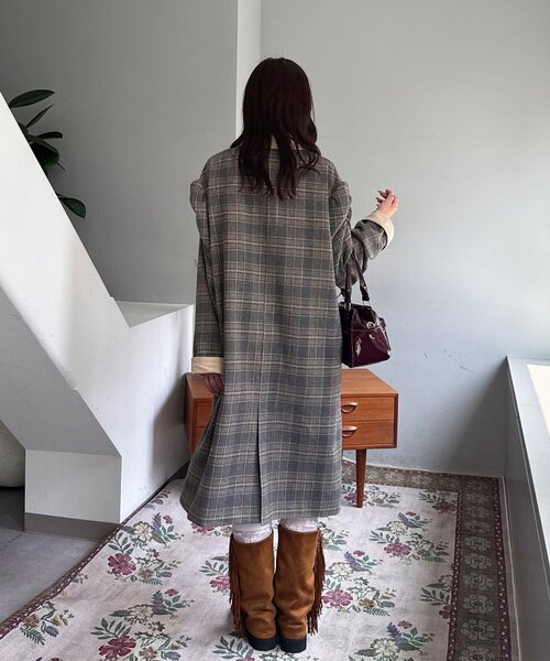 CIAOPANIC(チャオパニック)の「襟コーデュロイチェックロングコート(その他アウター・レディース・ネイビー/グリーン/グレー・0/1)」の10枚目の写真