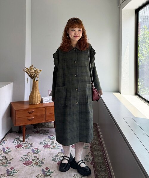 CIAOPANIC(チャオパニック)の「襟コーデュロイチェックロングコート(その他アウター・レディース・ネイビー/グリーン/グレー・0/1)」の4枚目の写真