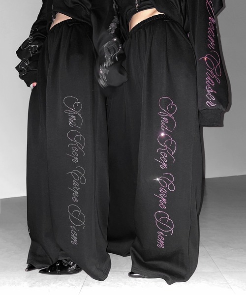 me+em select（ミームセレクト）の「【 セットアップ可能 】ラインストーンロゴワイドスウェットパンツ ／ Rhine stone logo wide sweatpants（スウェットパンツ・レディース・ブラック系1/ブラック・FREE）」の14枚目の写真