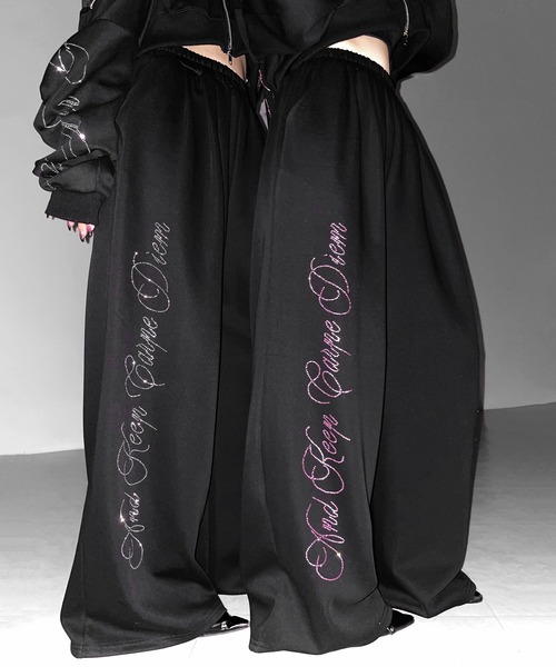 me+em select（ミームセレクト）の「【 セットアップ可能 】ラインストーンロゴワイドスウェットパンツ ／ Rhine stone logo wide sweatpants（スウェットパンツ・レディース・ブラック系1/ブラック・FREE）」の18枚目の写真