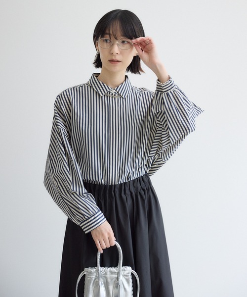 Paradise Picnic(パラダイスピクニック)の「Dignite Collier ドルマンギャザーストライプシャツ(シャツ/ブラウス・レディース・ベージュ/ネイビー・FREE)」の6枚目の写真