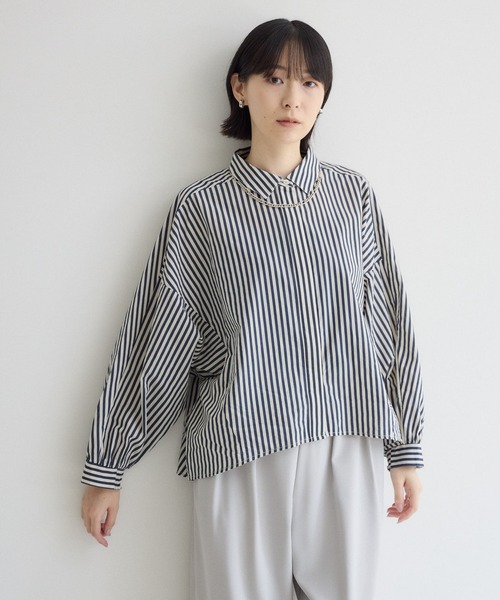 Paradise Picnic(パラダイスピクニック)の「Dignite Collier ドルマンギャザーストライプシャツ(シャツ/ブラウス・レディース・ベージュ/ネイビー・FREE)」の8枚目の写真