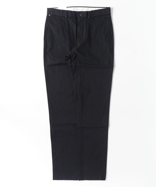 TOMMY HILFIGER(トミーヒルフィガー)の「デントン ストレートツイル チノパンツ(チノパンツ・メンズ・ブラック/ネイビー・30inch/34inch/36inch)」の1枚目の写真