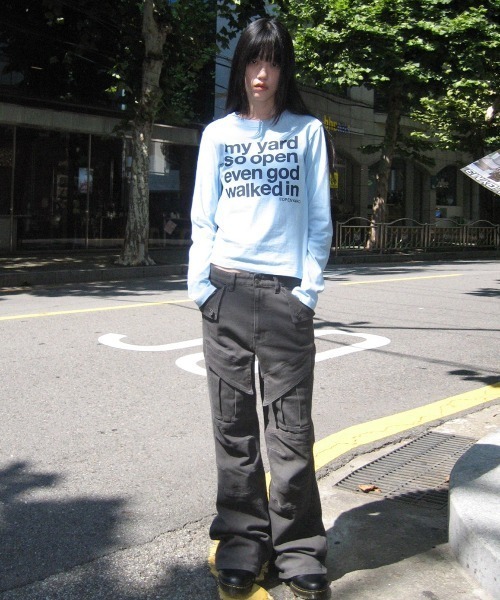 Openyard（オープンヤード）の「『Openyard/オープンヤード』MY YARD LONG SLEEVE TEE/MY YARD長袖Tシャツ（Tシャツ/カットソー・レディース・ホワイト/ライトブルー/イエロー/チャコールグレー・L/M/S）」の8枚目の写真