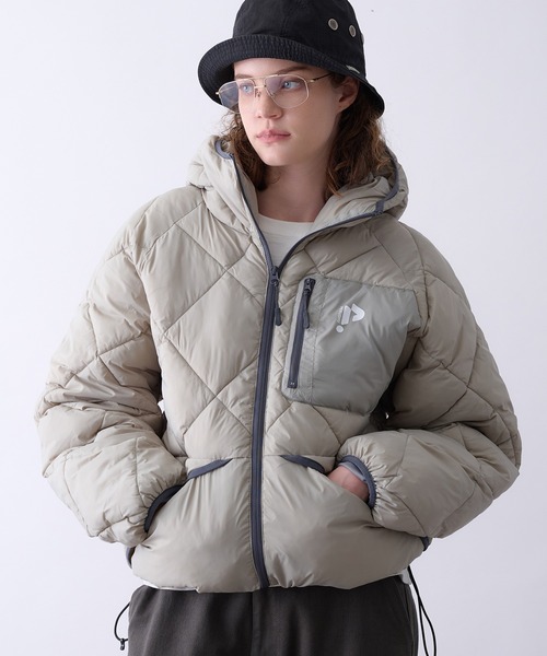 Perushu(ペルーシュ)の「Diamond Quilted Volume Puffer Hood Jacke/ダイヤキルト ボリューム パファーフードジャケット(ブルゾン・メンズ・ライトブルー/ブラック/カーキ/ベージュ・MEDIUM/SMALL/LARGE)」の3枚目の写真