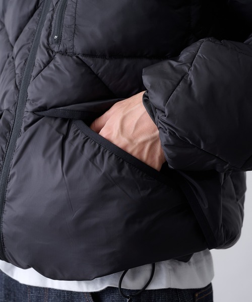 Perushu(ペルーシュ)の「Diamond Quilted Volume Puffer Hood Jacke/ダイヤキルト ボリューム パファーフードジャケット(ブルゾン・メンズ・ライトブルー/ブラック/カーキ/ベージュ・MEDIUM/SMALL/LARGE)」の17枚目の写真