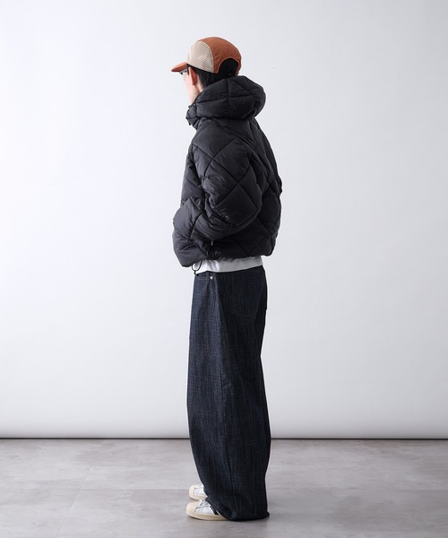 Perushu(ペルーシュ)の「Diamond Quilted Volume Puffer Hood Jacke/ダイヤキルト ボリューム パファーフードジャケット(ブルゾン・メンズ・ライトブルー/ブラック/カーキ/ベージュ・MEDIUM/SMALL/LARGE)」の14枚目の写真