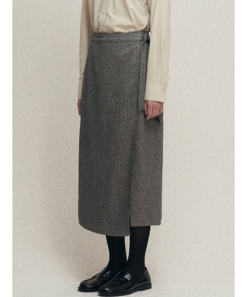MALOUPE（マロップ）の「3118 ラップスカート（カーキグレー）（スカート・レディース・チャコールグレー・SMALL/MEDIUM）」の4枚目の写真