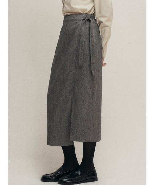 MALOUPE（マロップ）の「3118 ラップスカート（カーキグレー）（スカート・レディース・チャコールグレー・SMALL/MEDIUM）」の6枚目の写真