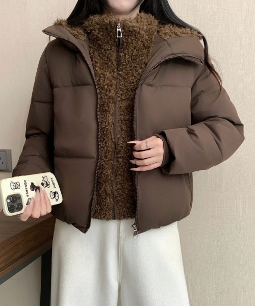 Ritzy(リッツィー)の「フェイクボア レイヤード風 スタンドカラー エコダウンジャケット(ダウンジャケット/コート・レディース・ベージュ/ブラック/ホワイト/モカ・M/L)」の3枚目の写真