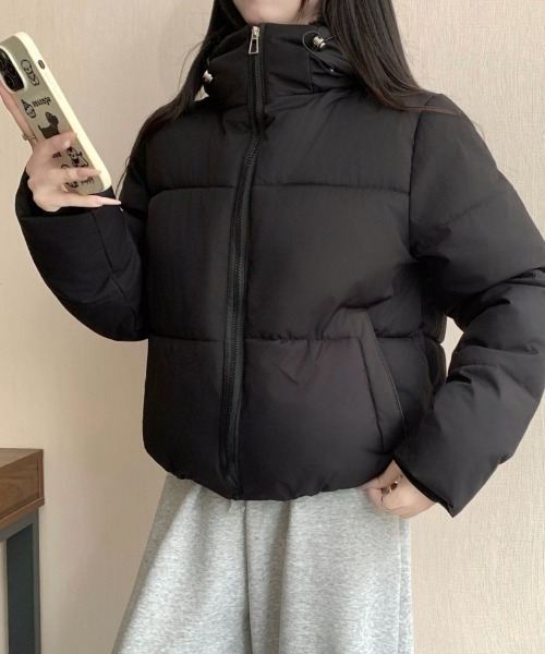 Ritzy(リッツィー)の「フェイクボア レイヤード風 スタンドカラー エコダウンジャケット(ダウンジャケット/コート・レディース・ベージュ/ブラック/ホワイト/モカ・M/L)」の7枚目の写真