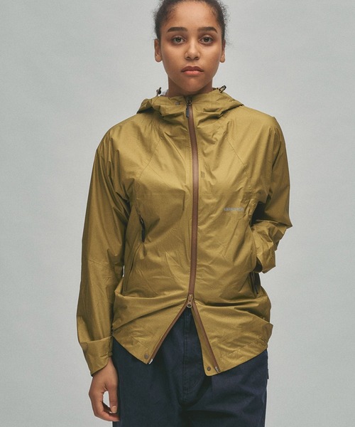 karrimor(カリマー)の「cocoon 2.5L jkt W's(ナイロンジャケット・レディース・セージグリーン/マスタード/スミクロ・M/S/L)」の1枚目の写真