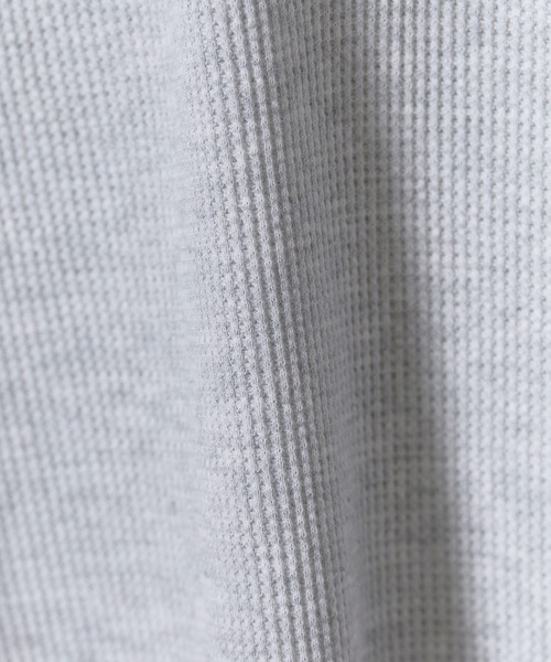 HANES（ヘインズ）の「Hanes/ヘインズ TH L S HENLY NECK T サーマルヘンリーネックロンT カジュアル きれいめ ワッフル メンズ レディース 2026秋冬 秋服（Tシャツ/カットソー・メンズ・ホワイト/ブラック/ヘザーグレー・S/M/L/XL）」の10枚目の写真