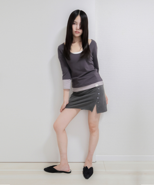 LO AXUAL(ロ・アクシュアル)の「ロー スリットスカート_チャコール(スカート・レディース・その他・SMALL/MEDIUM)」の1枚目の写真
