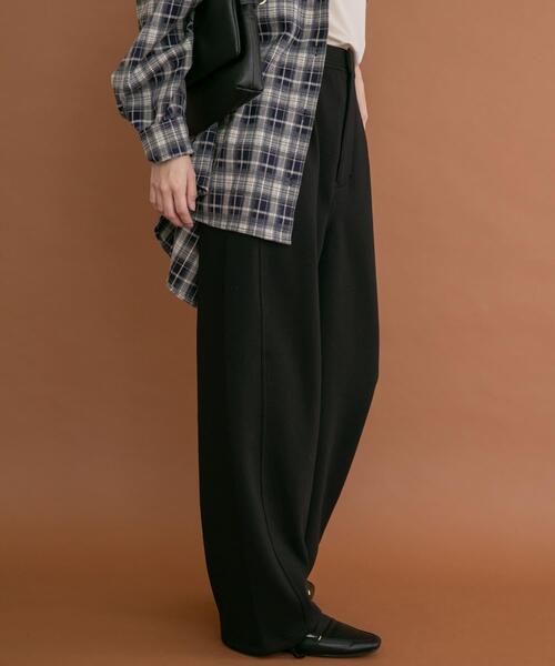 ITEMS URBANRESEARCH（アイテムズ アーバンリサーチ）の「ダンボールバレルパンツ（その他パンツ・レディース・グレー/ブラック・FREE）」の5枚目の写真