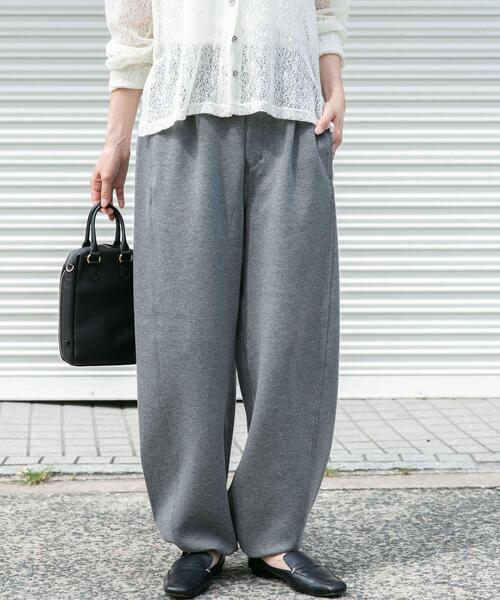 ITEMS URBANRESEARCH（アイテムズ アーバンリサーチ）の「ダンボールバレルパンツ（その他パンツ・レディース・グレー/ブラック・FREE）」の15枚目の写真