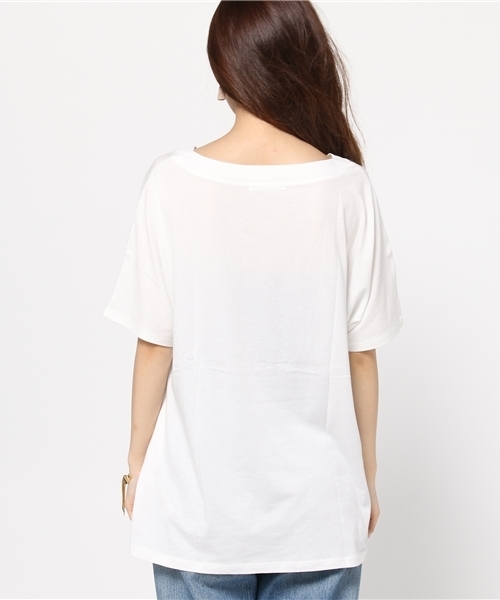 MOUSSY(マウジー)の「ERI LOOSE TSJ(Tシャツ/カットソー・レディース・ホワイト系その他/ホワイト/ピンク/ライトブラック/カーキ/ボルドー・FREE)」の14枚目の写真