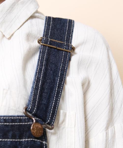 coen(コーエン)の「SMITHデニムオーバーオールパンツ(サロペット/オーバーオール・レディース・ネイビー・LARGE/MEDIUM)」の2枚目の写真