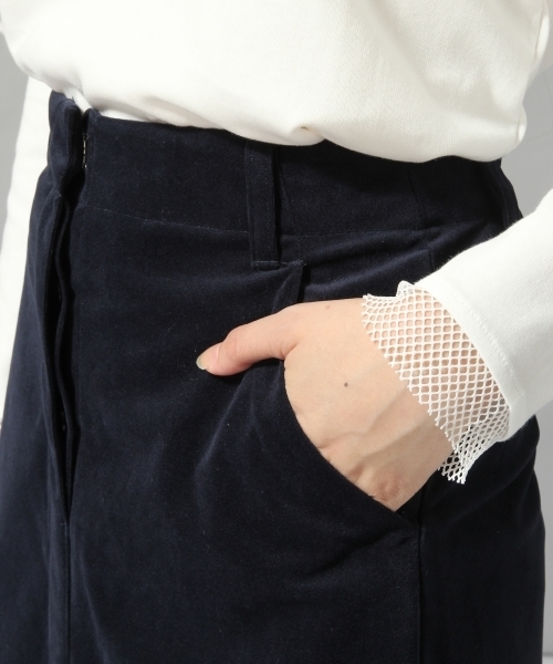 HARE（ハレ）の「ベロアペンシルスカート(HARE)（スカート・レディース・グレー/ネイビー・MEDIUM/SMALL）」の5枚目の写真