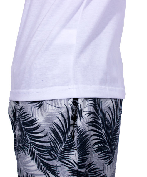 ８(eight)（エイト）の「総柄 ジップパーカー ショートパンツ セットアップ（パーカー・メンズ・B/D/E/A/C・MEDIUM/X-LARGE/LARGE）」の7枚目の写真