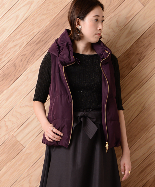 un dix cors（アンディコール）の「ファイバーダウンベスト（ダウンベスト・レディース・ベージュ/ネイビー/パープル・ﾌﾘ-）」の4枚目の写真