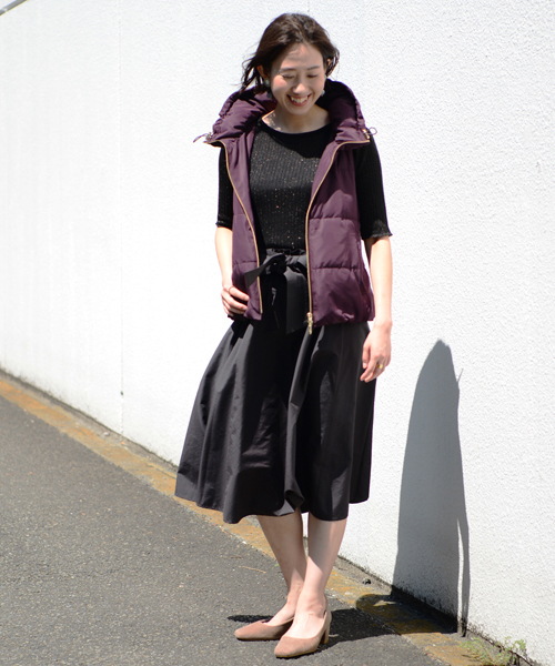 un dix cors（アンディコール）の「ファイバーダウンベスト（ダウンベスト・レディース・ベージュ/ネイビー/パープル・ﾌﾘ-）」の7枚目の写真