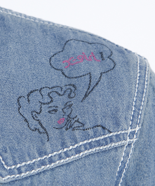 X-girl（エックスガール）の「Xgirl Halfman XG TOUR WASHED DENIM SHIRT（シャツ/ブラウス・レディース・ライトインディゴブルー・SMALL/MEDIUM）」の6枚目の写真