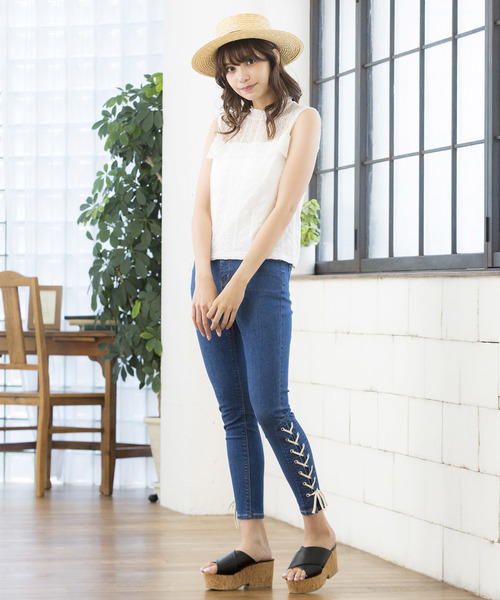 WEGO（ウィゴー）の「WEGO/レースハイネックフリルノースリーブTシャツ（タンクトップ・レディース・ホワイト/ブラック/ブラウン/ホワイト系その他/ブラック系その他・FREE）」の11枚目の写真