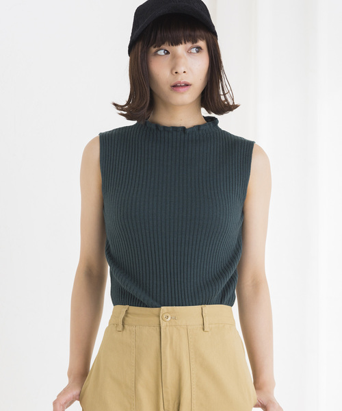 WEGO（ウィゴー）の「WEGO/フリルハイネックノースリーブニット（ニット/セーター・レディース・オフホワイト/ダークグリーン/ワイン/ダークオレンジ/マスタード/ブラック・FREE）」の4枚目の写真