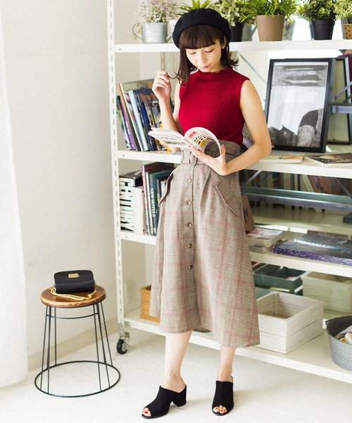 WEGO（ウィゴー）の「WEGO/フリルハイネックノースリーブニット（ニット/セーター・レディース・オフホワイト/ダークグリーン/ワイン/ダークオレンジ/マスタード/ブラック・FREE）」の12枚目の写真