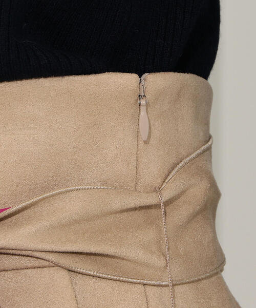 Jewel Changes（ジュエルチェンジズ）の「CS スウェードライク ボンディングスカート（スカート・レディース・ダークブラウン/ベージュ/マスタード・34/36/38）」の13枚目の写真
