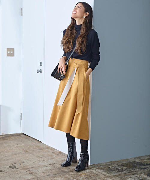 Jewel Changes（ジュエルチェンジズ）の「CS スウェードライク ボンディングスカート（スカート・レディース・ダークブラウン/ベージュ/マスタード・34/36/38）」の10枚目の写真