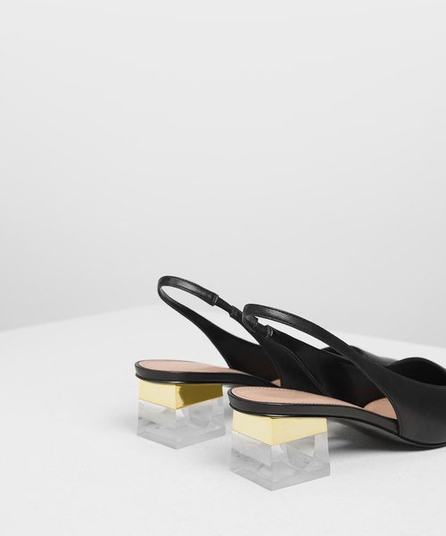 CHARLES & KEITH(チャールズ & キース)の「アクセントルーサイトヒールスライダー / Accented Lucite Heel Slingbacks(サンダル・レディース・ブラック/アイボリー・22.5cm/23cm/23.5cm/24.5cm/25cm)」の5枚目の写真
