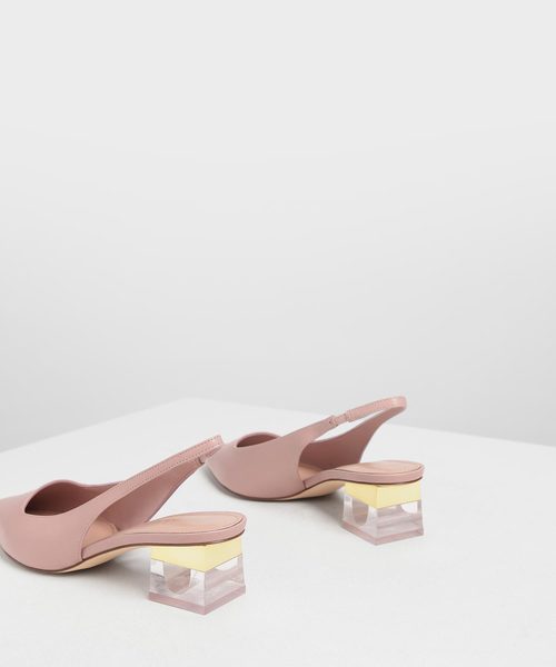 CHARLES & KEITH(チャールズ & キース)の「アクセントルーサイトヒールスライダー / Accented Lucite Heel Slingbacks(サンダル・レディース・ブラック/アイボリー・22.5cm/23cm/23.5cm/24.5cm/25cm)」の11枚目の写真