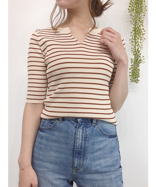 CLEA(クレア)の「キーネック ボーダーリブニット Tシャツ(Tシャツ/カットソー・レディース・ホワイト/ブラック/ベージュ・FREE)」の20枚目の写真